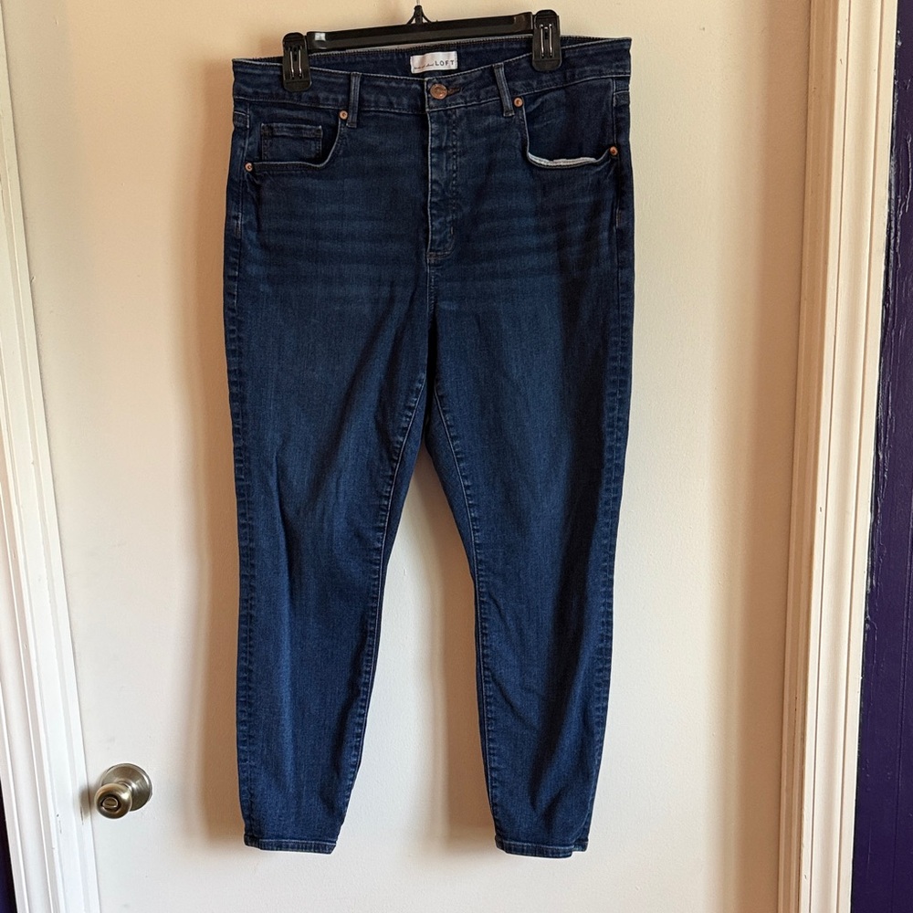 LOFT Curvy Skinny Crop Jeans size 32 / 14
